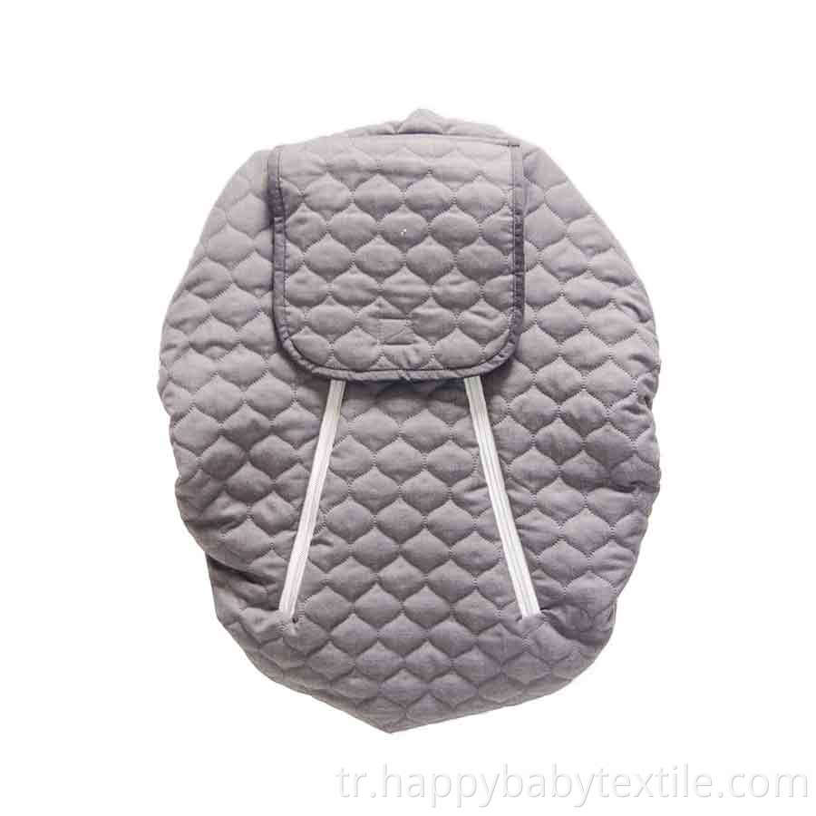 Carseat kapağının ön görünümü Front Look of The Carseat Cover